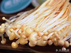 Yuanbaojia Sour Cabbage Chicken (Zijin Huayuan Branch)