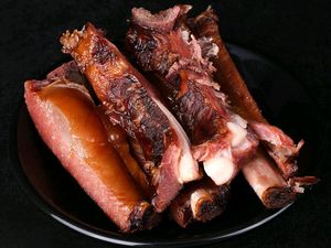 Village Salted Pork Rib Private Kitchen (Yunlong Street)