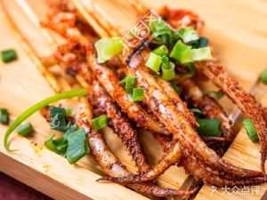 Yu You Yu Grilled Squid - Grilled Durian - Grilled Cold Noodles (Tongliang Wuyue Plaza Store)