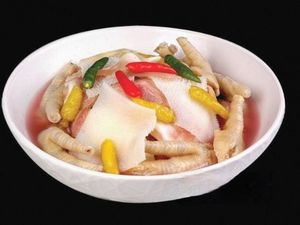 Tongliang Dragon Xiang Ma's Famous Snack Pickled Chicken Feet (Zijin Huayuan Store)