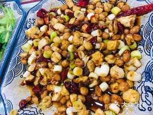 Hu Tun Jiang Hu Cai · Chongqing Xiao Mian