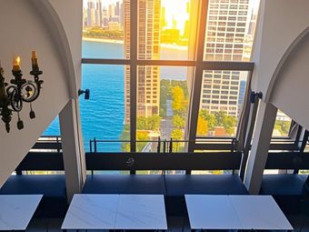 Lu Ming Cloud Restaurant