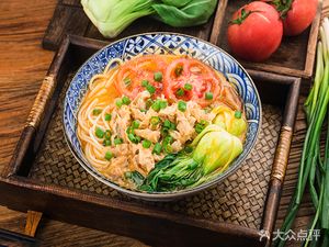 汤家长乌鸡米线(大融汇店)