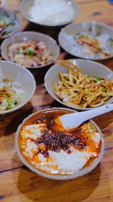 Jiujiu Douhua Restaurant (Jiefangbei Pedestrian Street Branch)