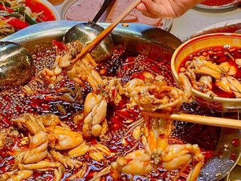 Sanhe Meiwawa and Pig Intestine Fish Buffet