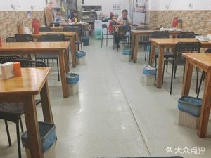 Old Grandma's Pig Trotter and Intestine (Happy Valley Store)