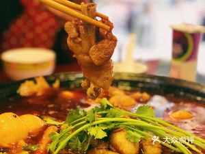 Ying Hai Liangshan Chicken (Yinglong Street Branch)