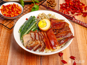 Golden Pig Trotter Rice (Yueshan Road Branch)