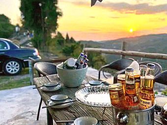 Cross-Generational Creator (Country Soup Pot)