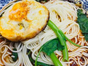Feng's Sister Chicken Offal Noodles (Shunshanfu Store)