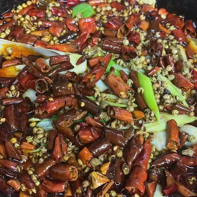 Chuan-Yu Fresh Frog and Fish Head with Three Fish (Yubei Branch)