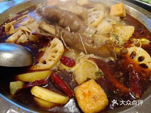 Ten Aunt Old Beijing Whole Beef Soup Pot