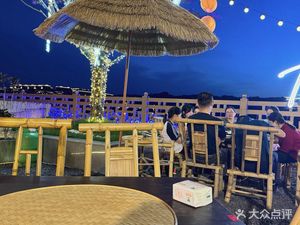 Zhou Grandma's Guagua Rabbit Hot Pot