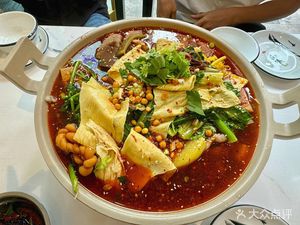 Weiran Xian Spicy Hotpot (New Oupeng Phoenix City Store)
