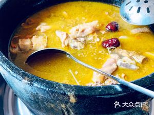 Lulang Stone Pot Chicken