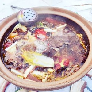 Li Ji Yunnan Earth Beef Hot Pot (Panlong Ayuan Plaza Store)