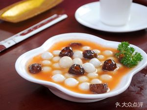 Old Brand Shengfeng Tangyuan Tu Mai Kuai (Shengfengyuan Pedestrian Street Store)
