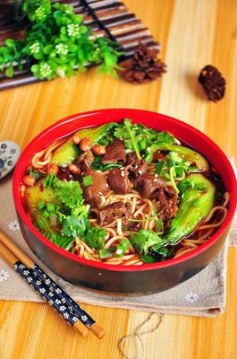 Dry Stir-fried Pea and Pork Noodles (Qiaoda Lanwan Peninsula Branch)