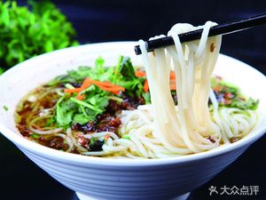 Handmade Sour Cabbage Pork Belly Noodles (Jinkexiang Airport City Phase II)