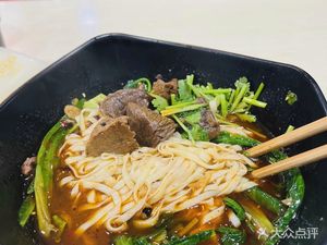 Zengjia Beef Noodles (Qianghui Golden Pond Branch)