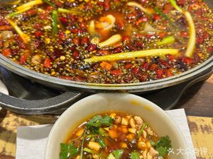 Zui Xiang Ju Fish Palace (Runfeng Food Street Store)
