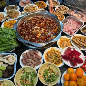Zhongcheng Meiwawa Self-Service Hot Pot