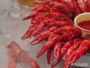 Longshan Bashan Oil-Braised Large Shrimp Beer Pub (Ziducheng Store)