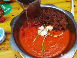 Fenggao Spicy Hot Pot (Guanjing Road Store)