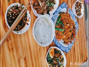 Qijiang Jin Pengwa Tofu Rice (Hongxing Flagship Store)