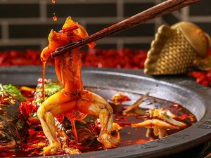 People's Hot Pot Frog Fish Duck Soup (Tianlan Garden Store)