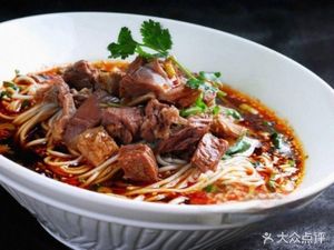 Old Brand Ganshui Rice Noodles (Bailiwei Hotel Family House Store)
