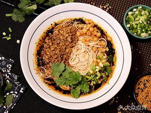 Runjia Old Jar Four Fresh Rice Noodles (Shaxi Road Branch)