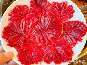 Ganshui Shuai Shuai Bridge Old Hot Pot