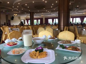 Wealth Restaurant (Hong'en Fortune Plaza 2nd Building Branch)
