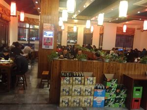 Chongqing Xiao Mudd凳 Nostalgic Hot Pot (Wansheng Store)