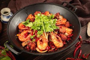 Dry Pot Chicken Intestines Noodles