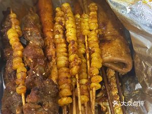 Xinjiang Ma Ma Ti Barbecue Shop (Lamb Skewers)