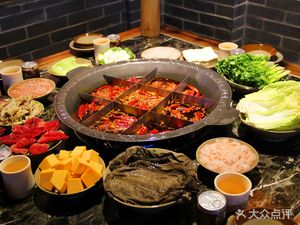 Qi Ming Hot Pot (Huahui Garden Store)