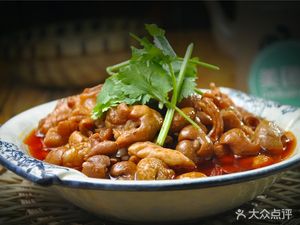 Old Grandma's Pig Trotter and Intestine Soup (Changtai Branch)
