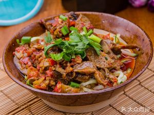 Roast Chicken and Qianjiang Chicken Offal (Jujin Mingxiangyuan Branch)