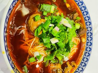 Clay Pot Beef Noodles