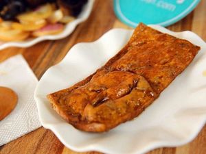 Half Spicy Half Mild Barbecue and Fried Skewers