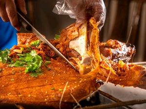 Tiedao Whole Lamb Roast · Clay Oven Chicken · Jianghu Cuisine (Jiubin Road Store)