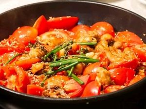 Guizhou Spicy Chicken with Tomato Chicken