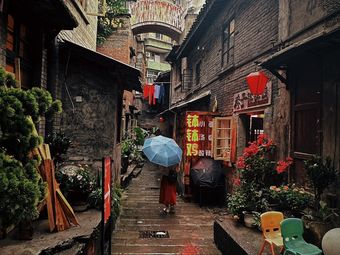 Mountain City Lane Pot Pot Chicken