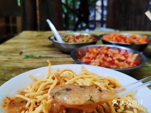 Limestone Market Zhou Yaomei Chongqing Oil Tea (Jiefangbei Pedestrian Street Store)