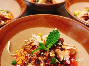 Luo Ge Noodle Shop