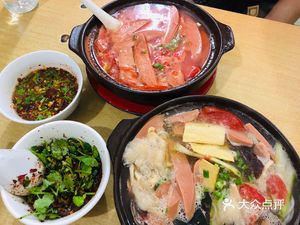 Wang's Guizhou Spicy Rice Noodles (Huaxia Eighth Street Branch)