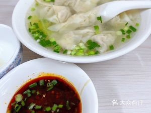 Zeng Chaoshou (Qingfeng Sanding Yayuan Branch)