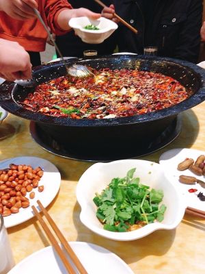 Iron Pot Frog with Fish